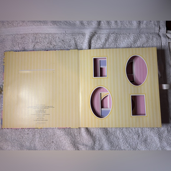 New Seasons “Baby Memories The Joy of‎ Remembering” Hard Cover Scrap Photo Book - Picture 5 of 6